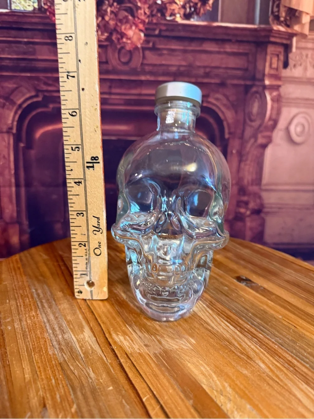 Crystal Head Skull Dan Aykroyd Skull Bottle Decorative for Home Decor Halloween